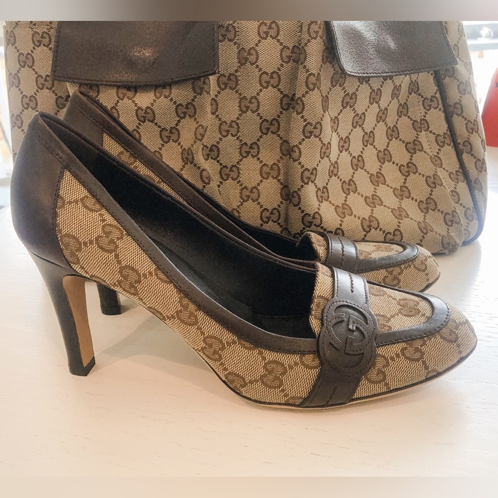 Authentic ❤️💚 GUCCI Canvas Monogram GG Leather Heels Sz 9 Excellent Condition